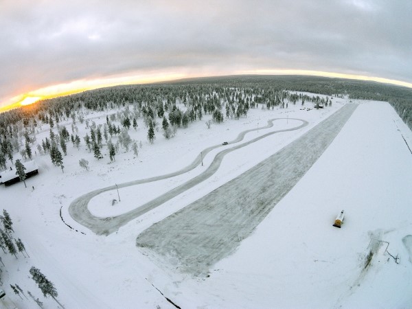 Ośrodek badania opon zimowych – Centrum Arktyczne w fińskim Ivalo