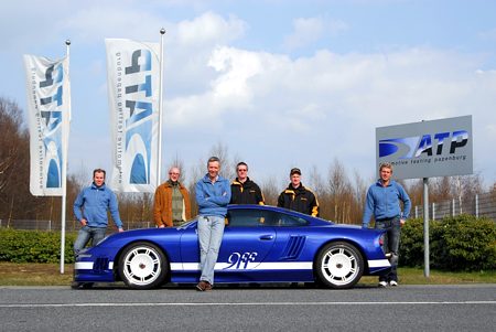 Tuningowane przez firmę 9ff Porsche GT 9 rozpędzone do prędkości 409 km/h