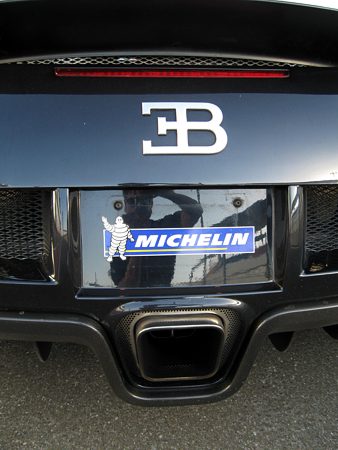 Bugatti Veyron Michelin Test Driving