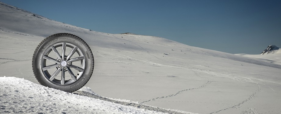 Opona Michelin CrossClimate na śniegu