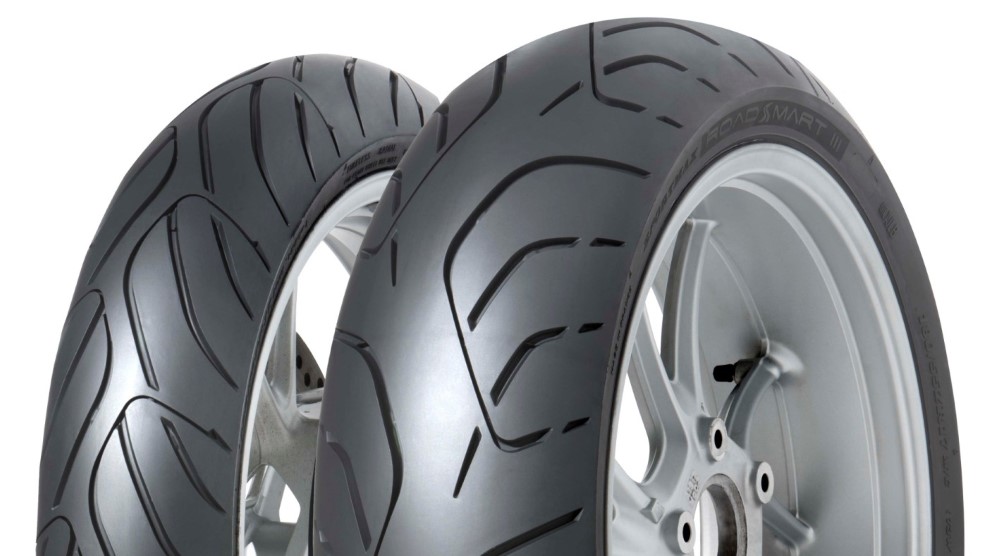 Opony motocyklowe Dunlop RoadSmart III najlepsze w tescie MOTORRAD